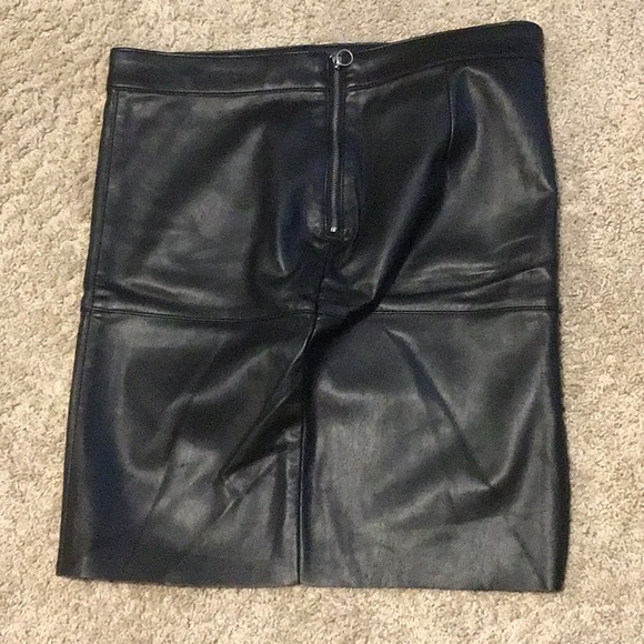 NWT vero moda faux leather pencil skirt size large - Picture 2 of 5